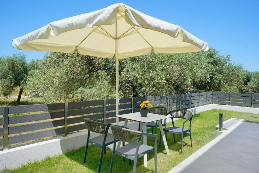 Olia Thassos - Luxury Apartments Bagian luar foto